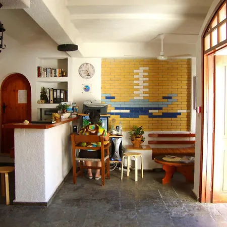 Hotel de apartamente Mantraki